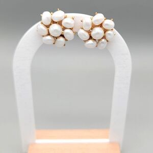 TRIFARI Vintage Clip On Earrings